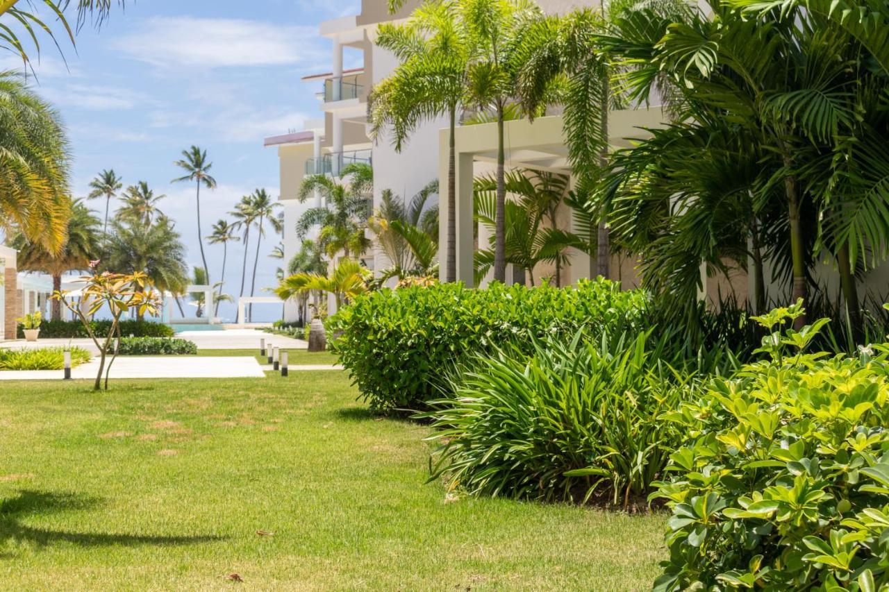 Family Getaway Apartment - Right On The Beach Пунта Кана Екстериор снимка