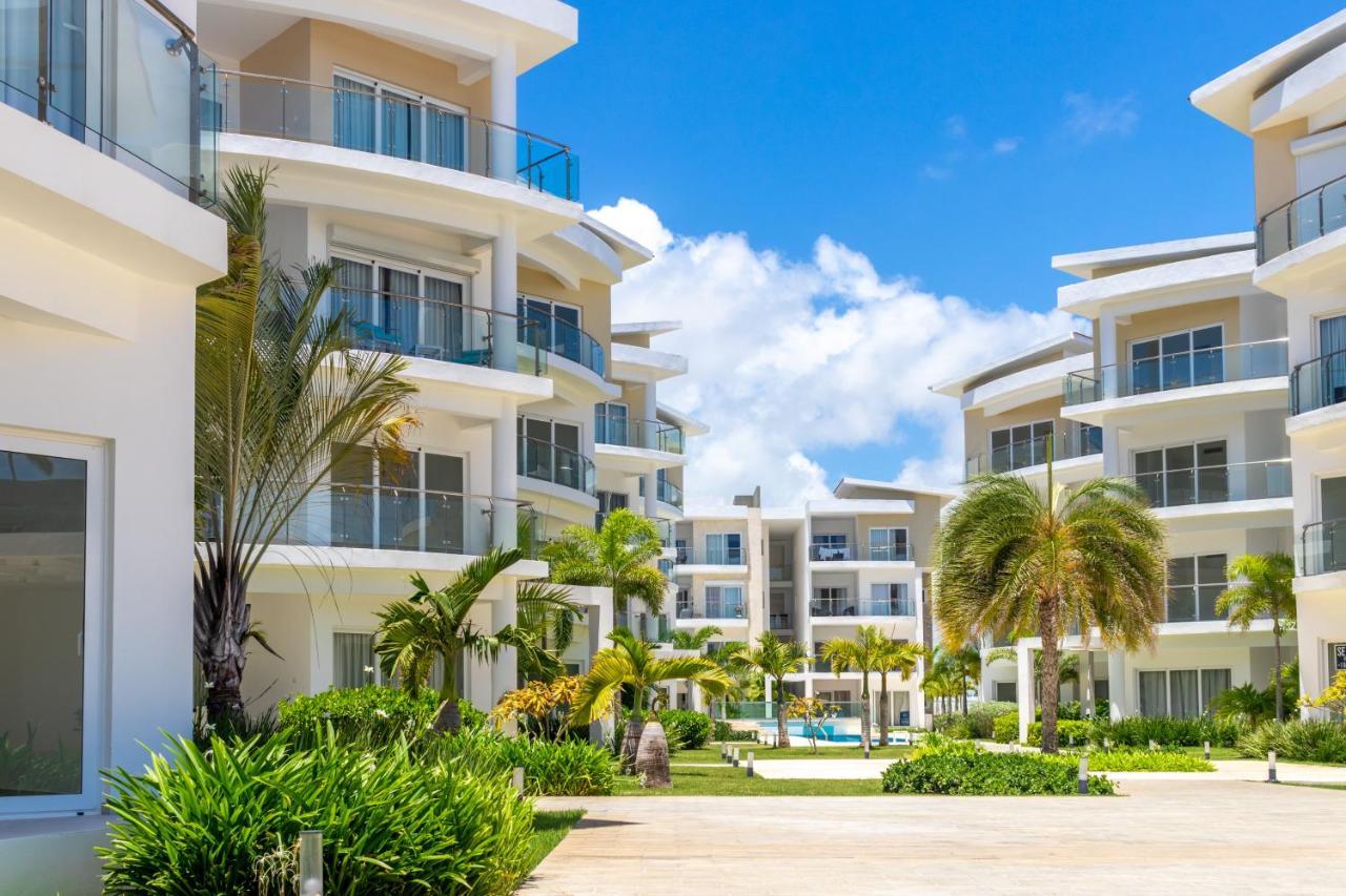 Family Getaway Apartment - Right On The Beach Пунта Кана Екстериор снимка